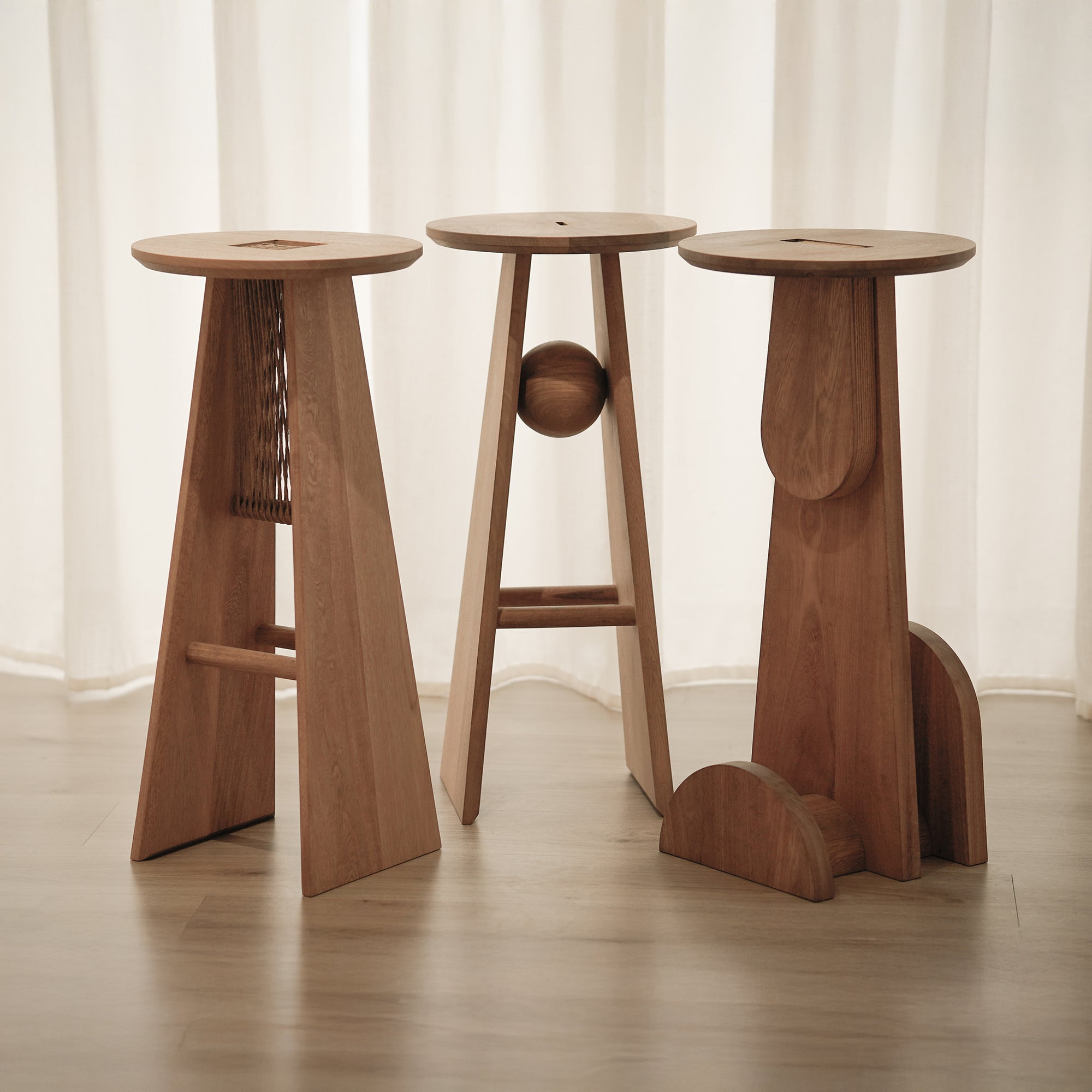 Basurto Bar Stool 01
