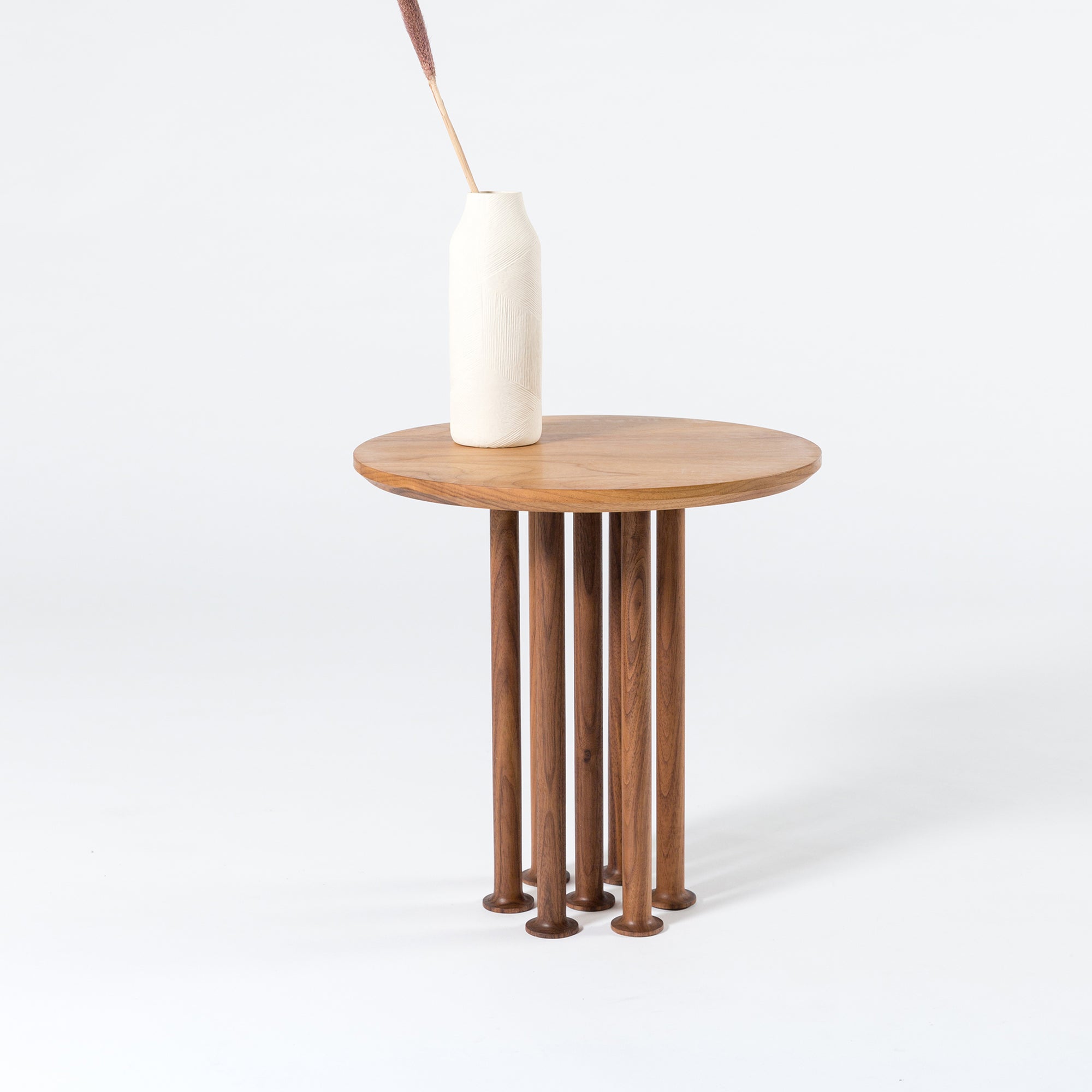 Molinillos 007 Side Table